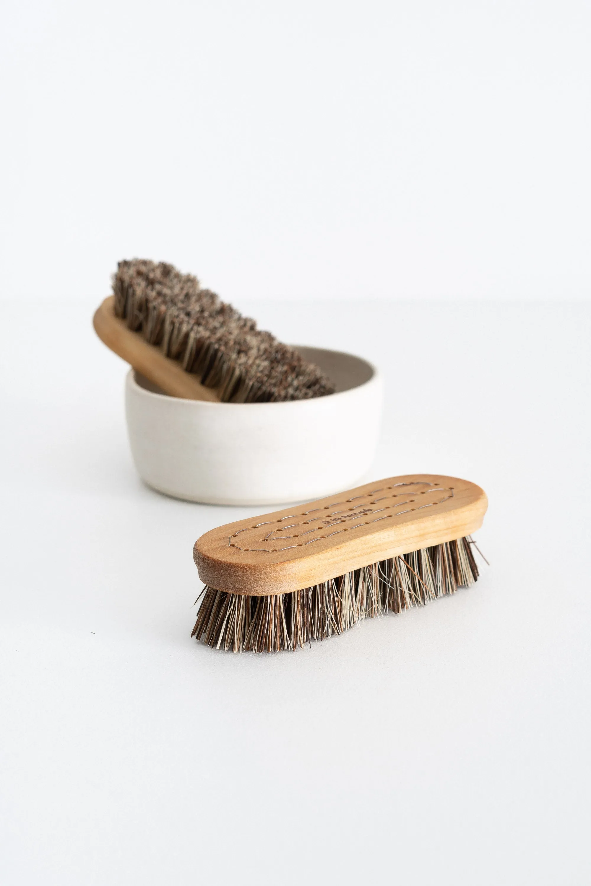 VEGETABLE BRUSH